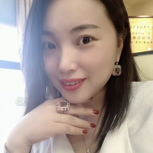 篮球向糟糕的照片