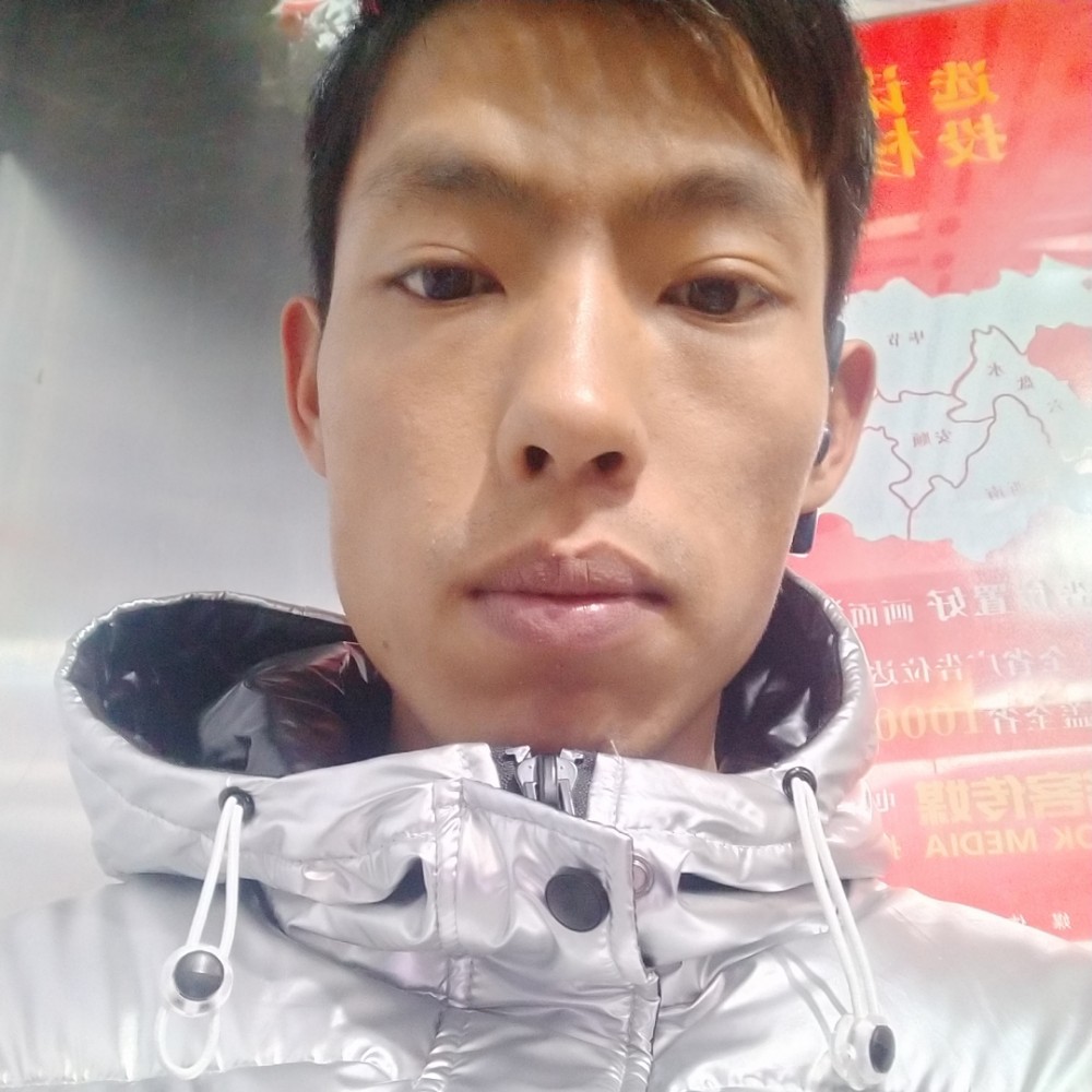 纯情等待硬币的照片