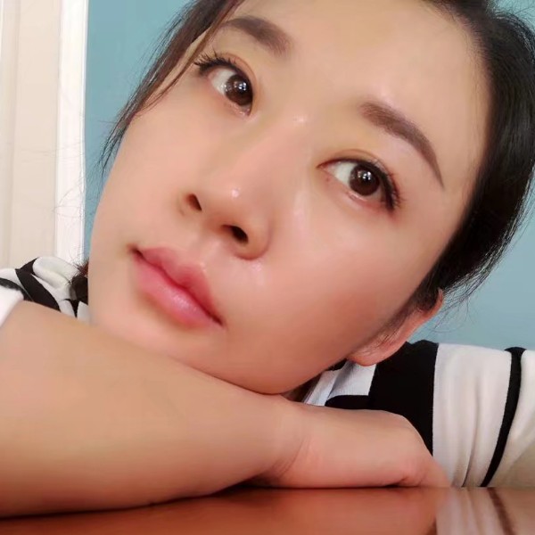 琉璃請甜甜的照片