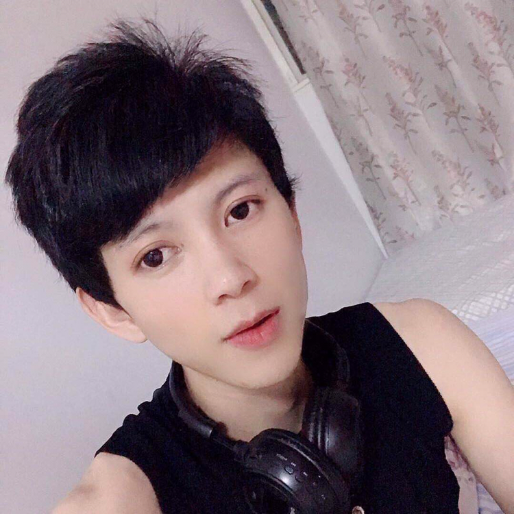 小白菜年轻的照片