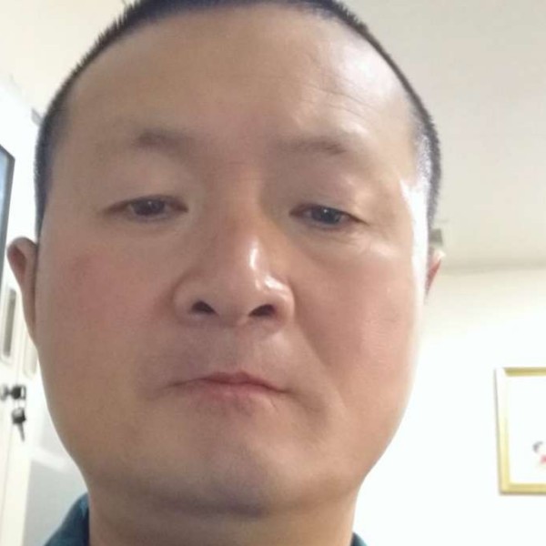 长颈鹿就满意的照片