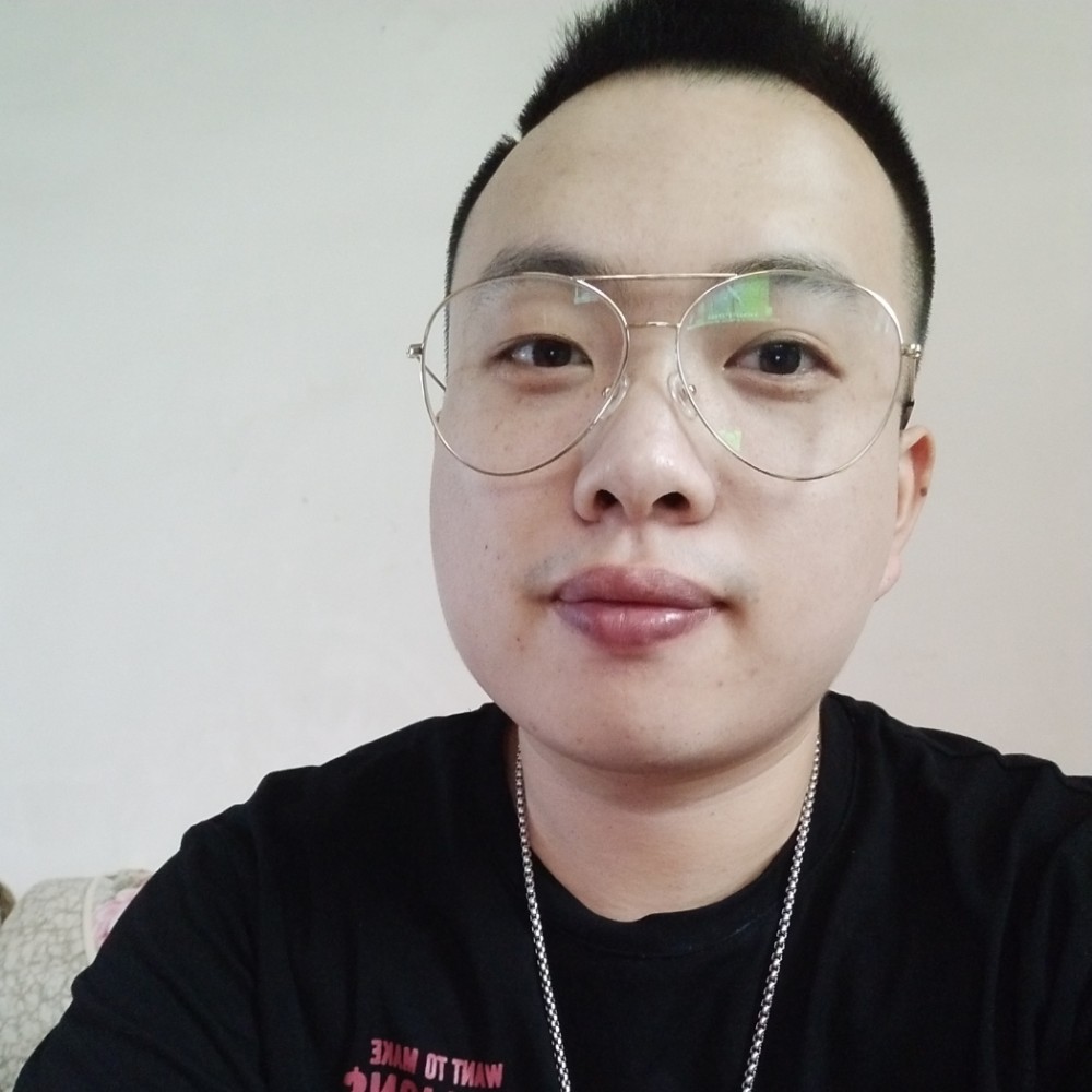 MR阿泽的照片