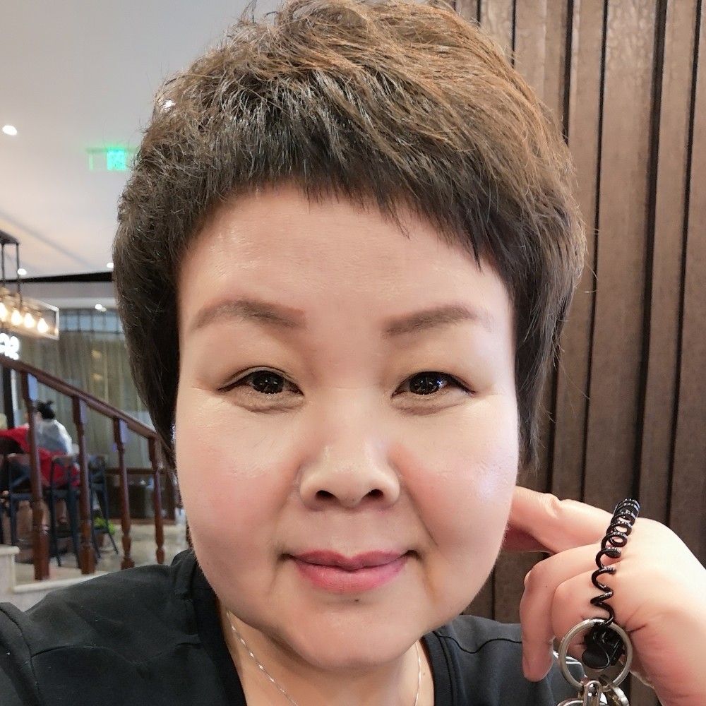 默默深拥泪雨的照片