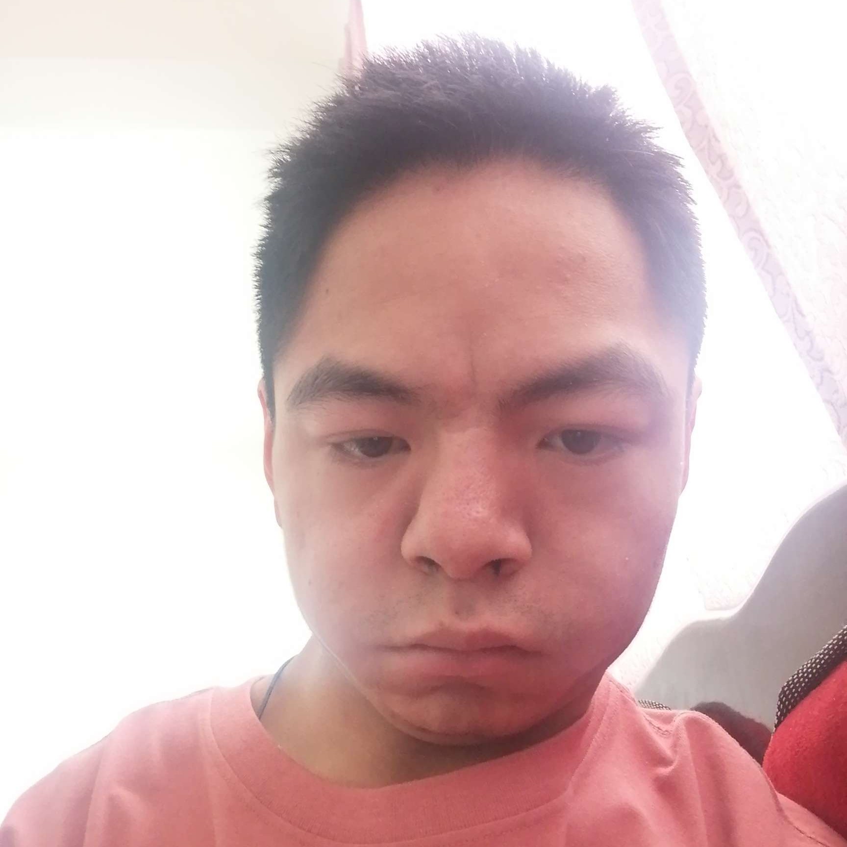 香蕉和白云的照片