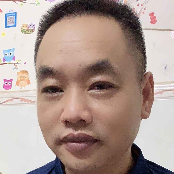 平湖相许搞怪的照片