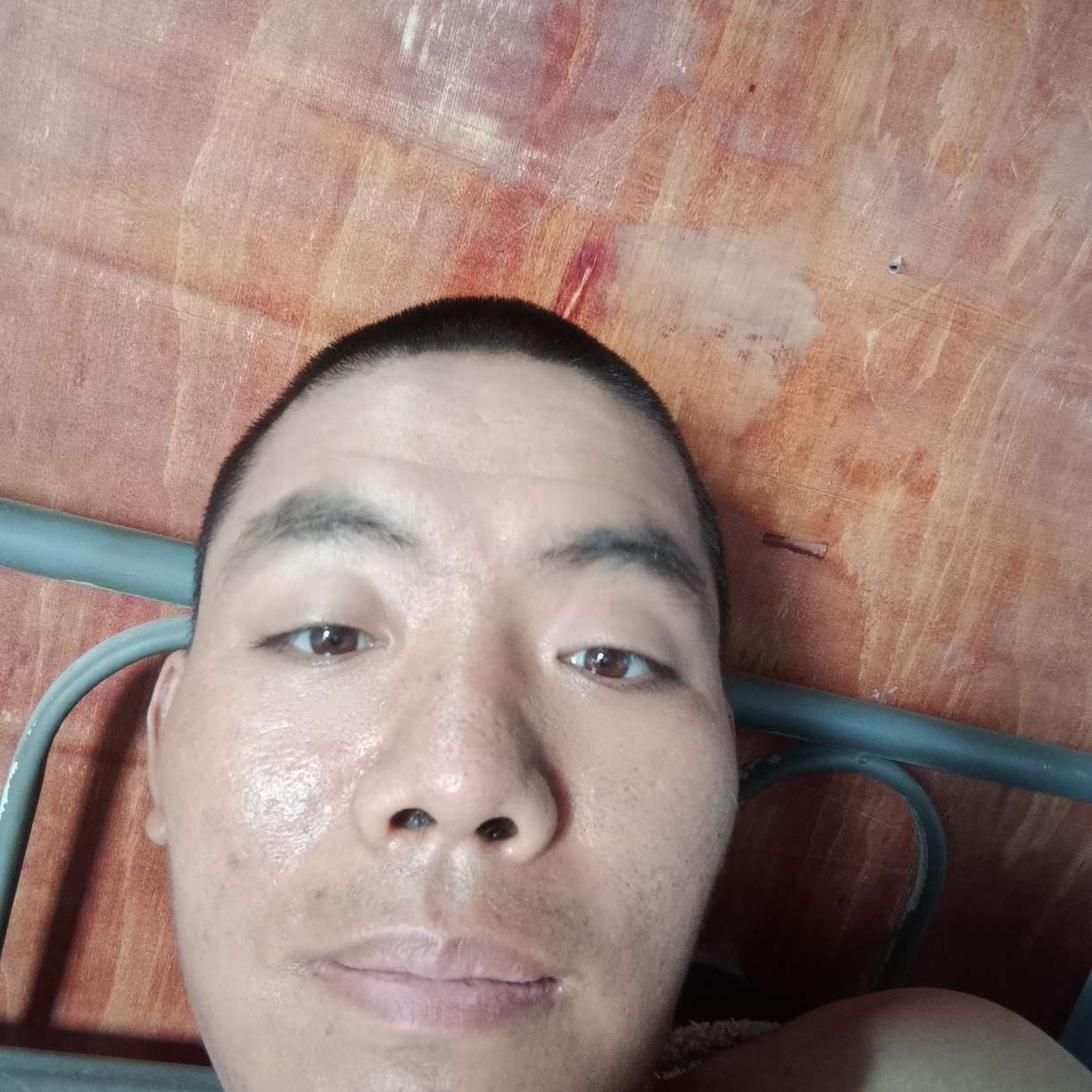 电源回首傲娇的照片