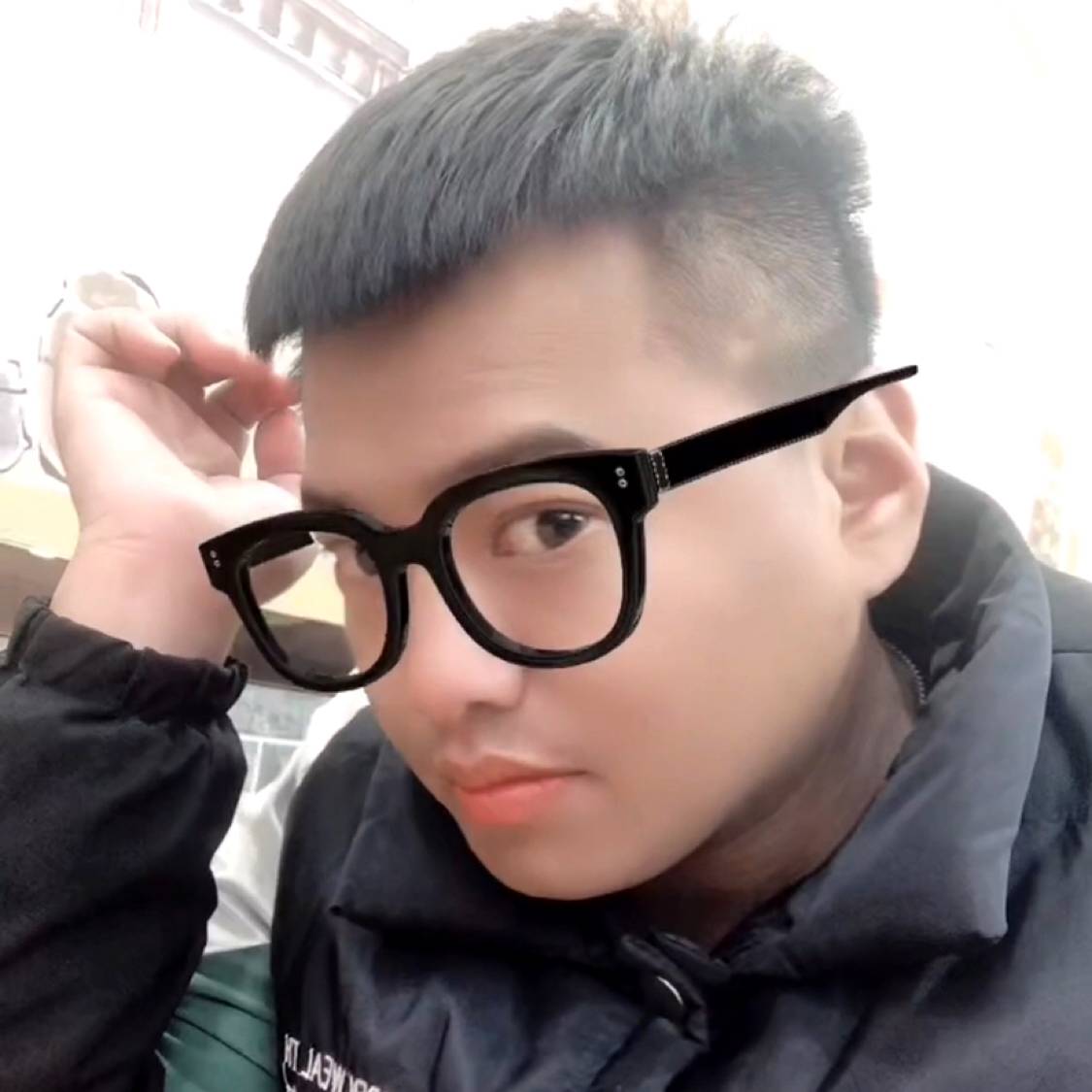 精神小伙小啊杰的照片
