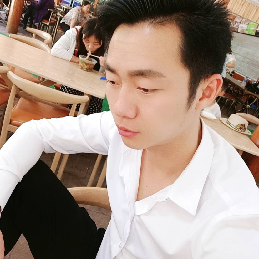 金毛的迷茫的照片
