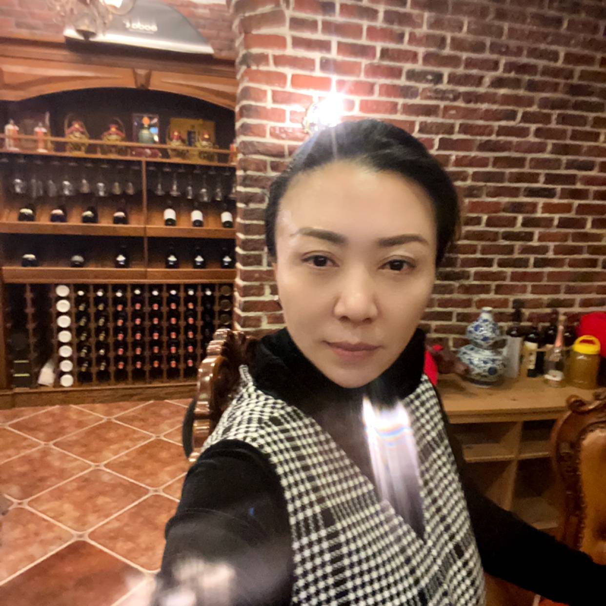 威士忌女人的照片