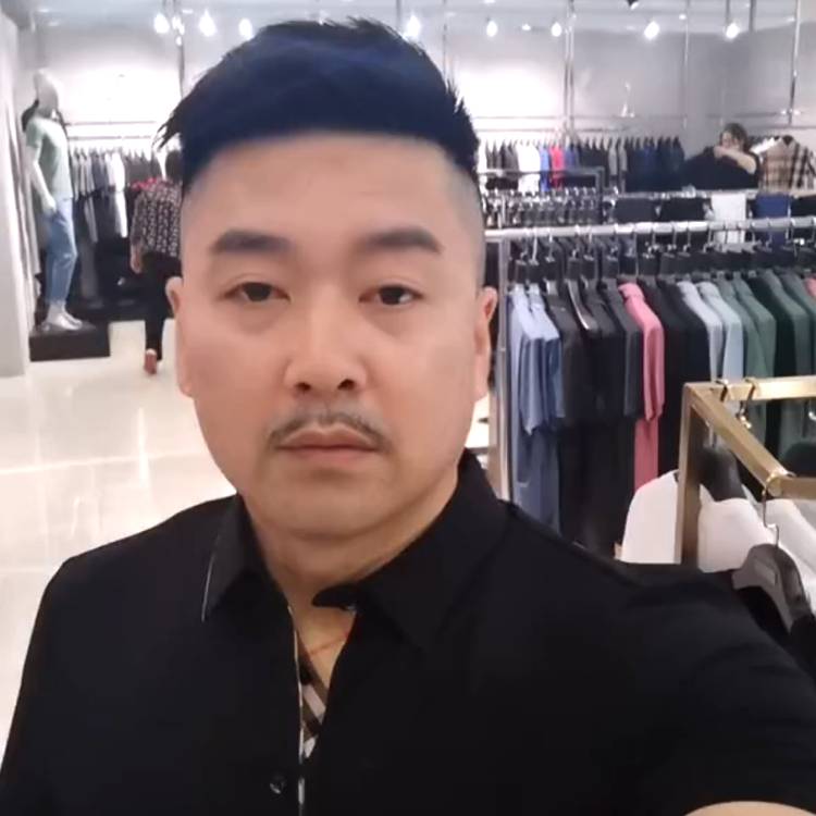 开放还发夹的照片