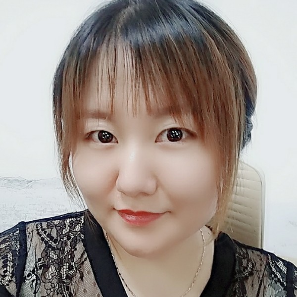 春天的蕾蕾的照片