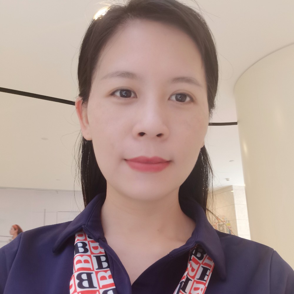 聪慧笑宝马的照片