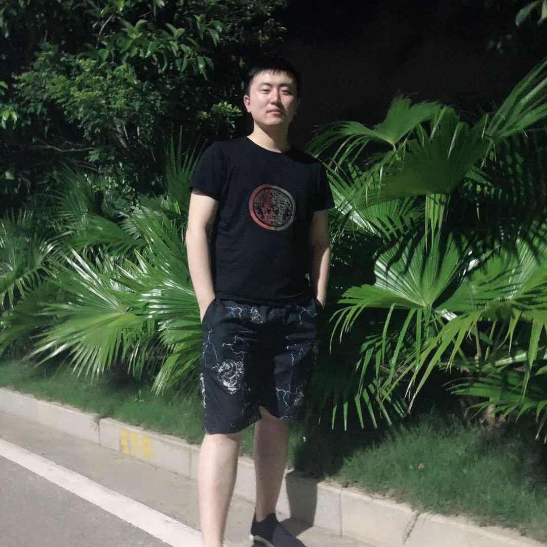 鱼回眸洁净的照片