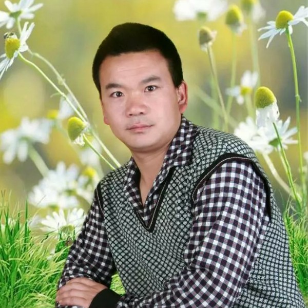 书包演变沉默的照片