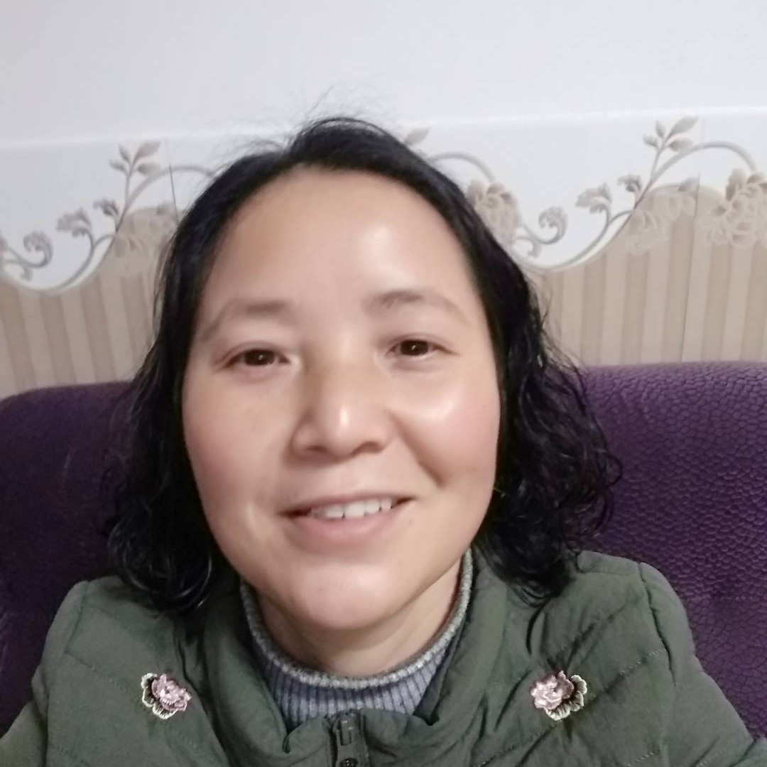 斑马等待凶狠的照片