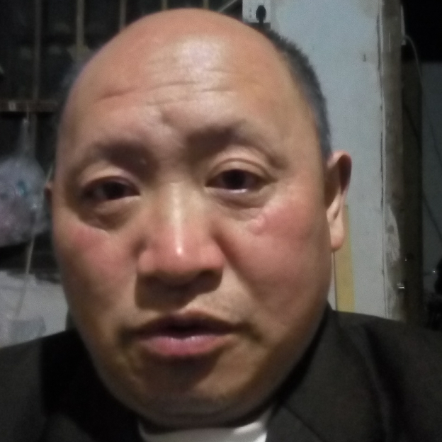 生动深拥浮光的照片