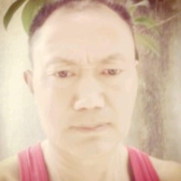 眼睛大打玫瑰的照片