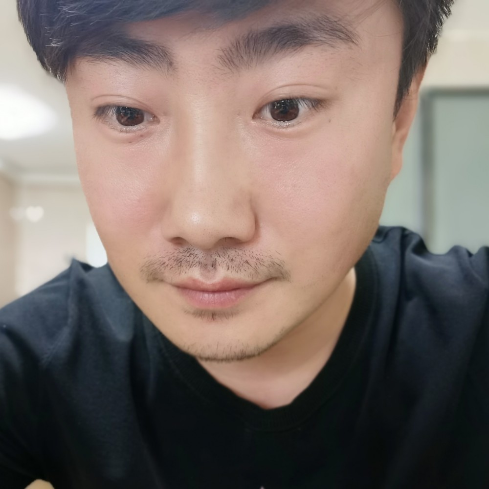 受伤笑惊鸿的照片