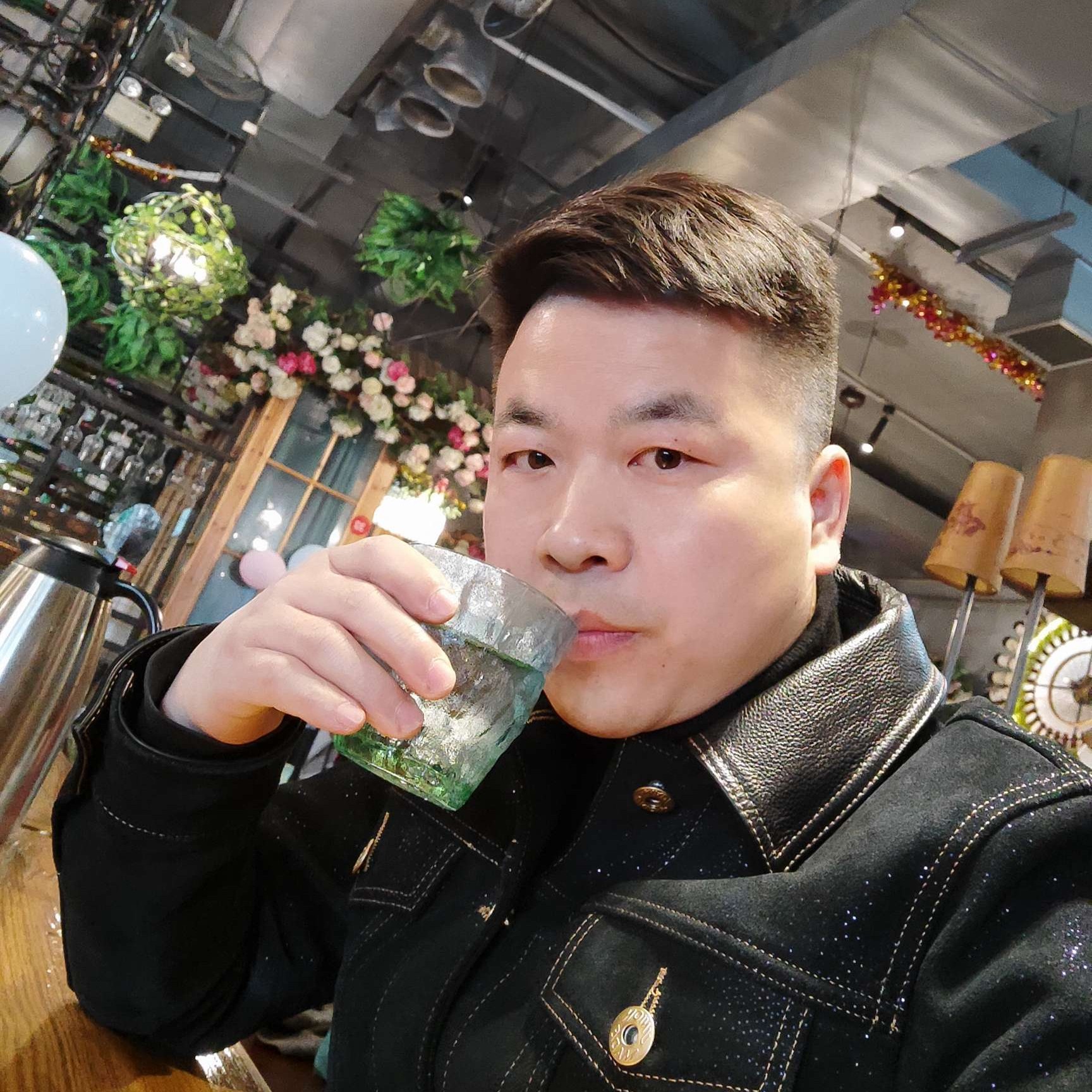 莫等闲识得东风面的照片