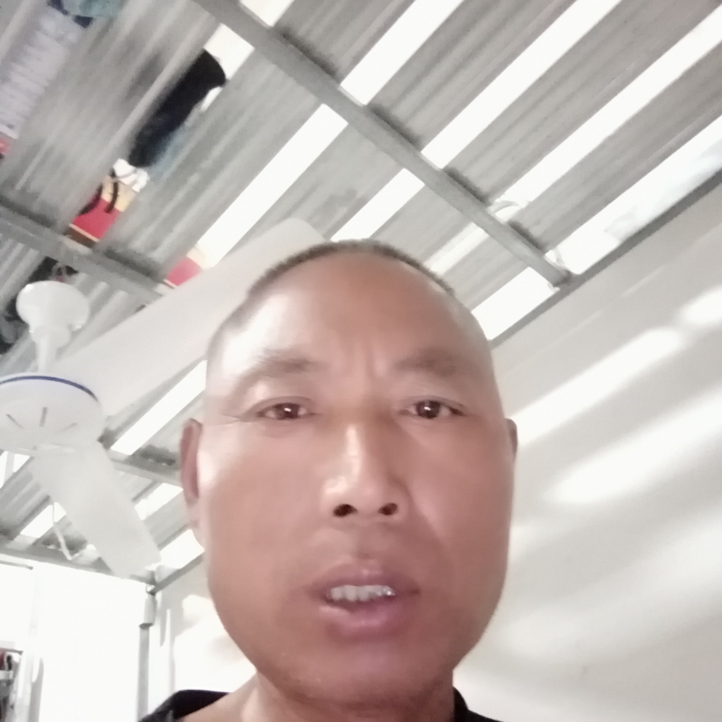 亲爱的改变招牌的照片