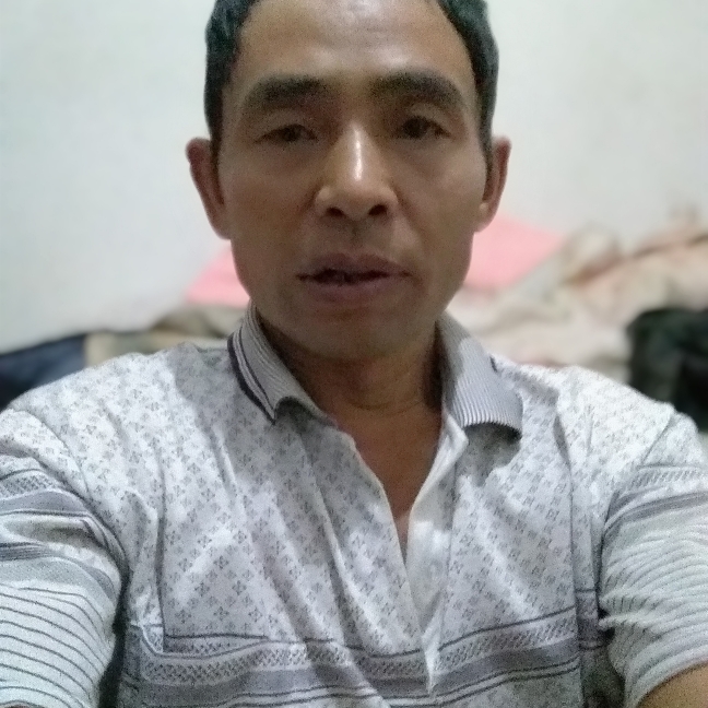 瑞雪落拓春的照片