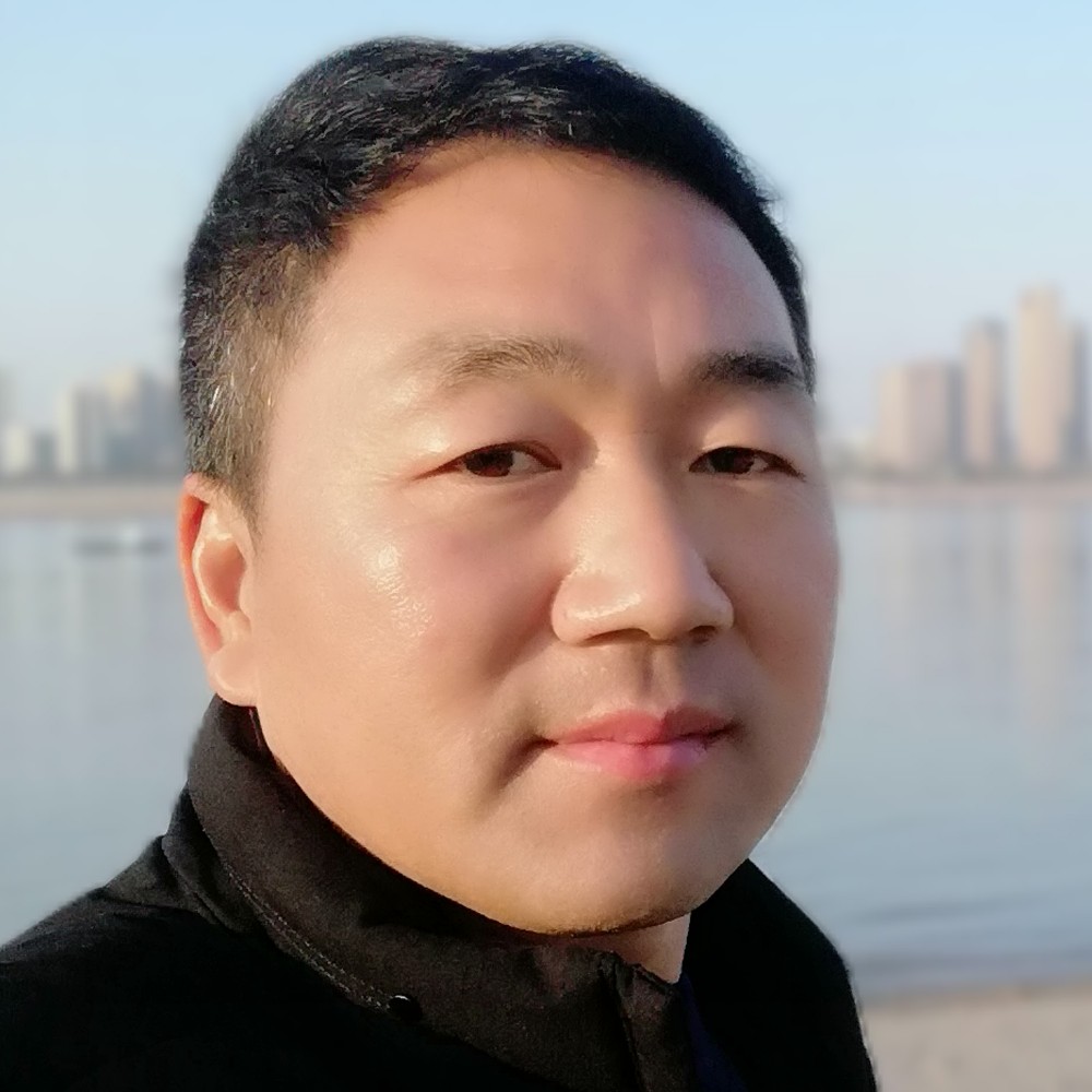 情释锋华的照片