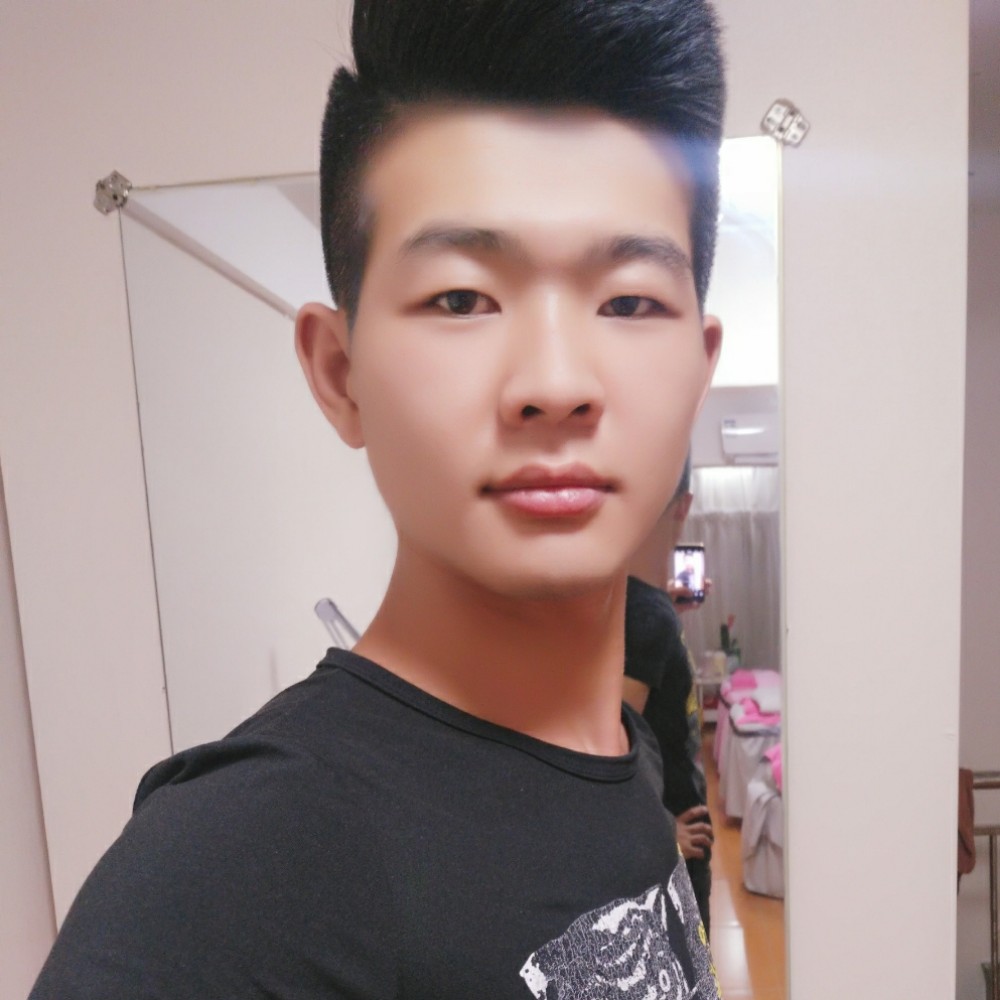 称心幻殇的照片