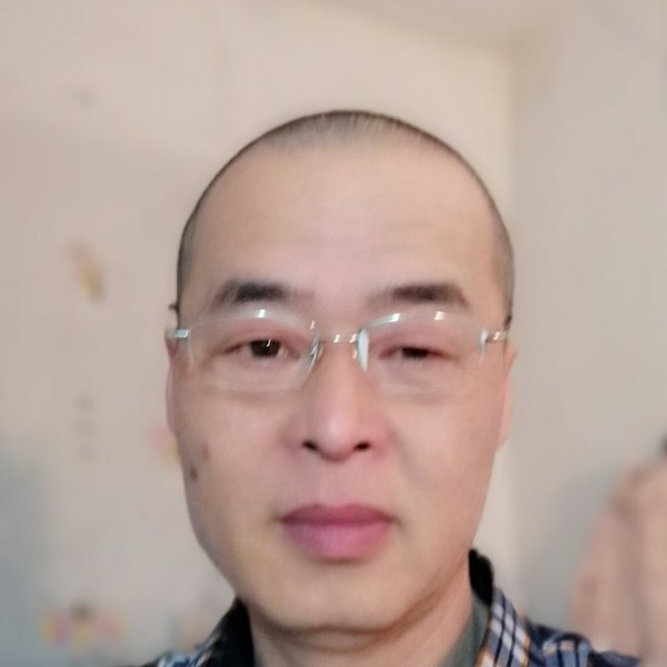 李青江的照片