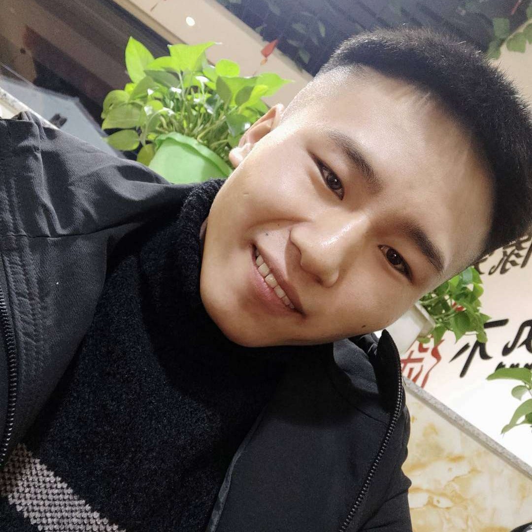 想睡姐姐床的照片