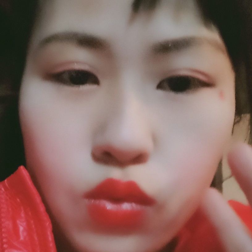 爱跳舞的女生的照片
