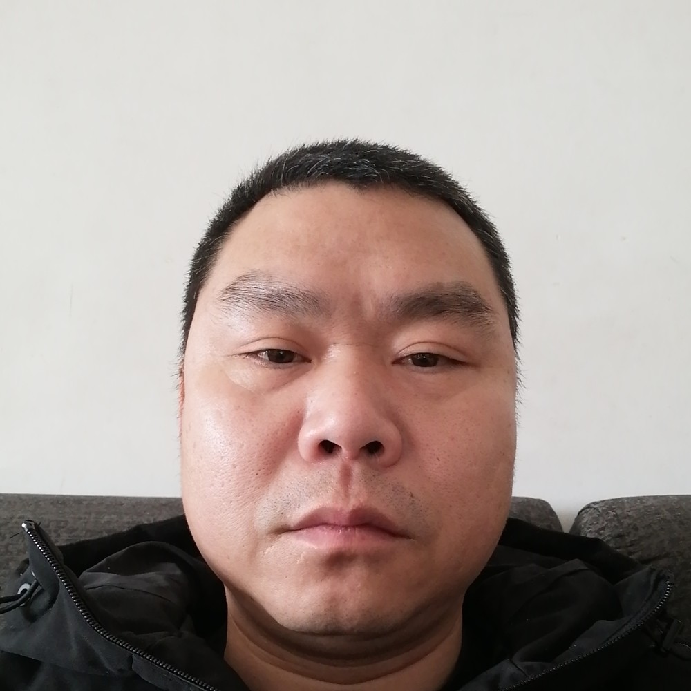 优秀浅吻枕头的照片