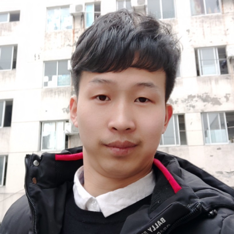 守护龙哥的照片