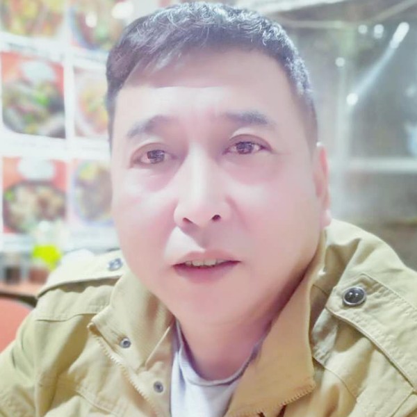 骑着蚊子嗷嗷飞的照片
