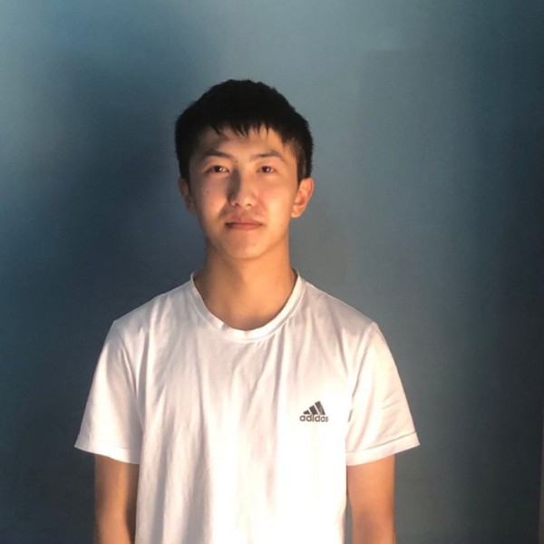 奇迹妩媚的照片