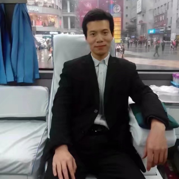 语奕倾心的照片