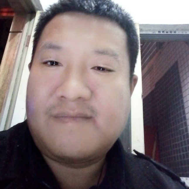 虚心踢心锁的照片