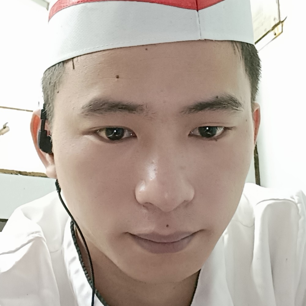 山岚真淳的照片