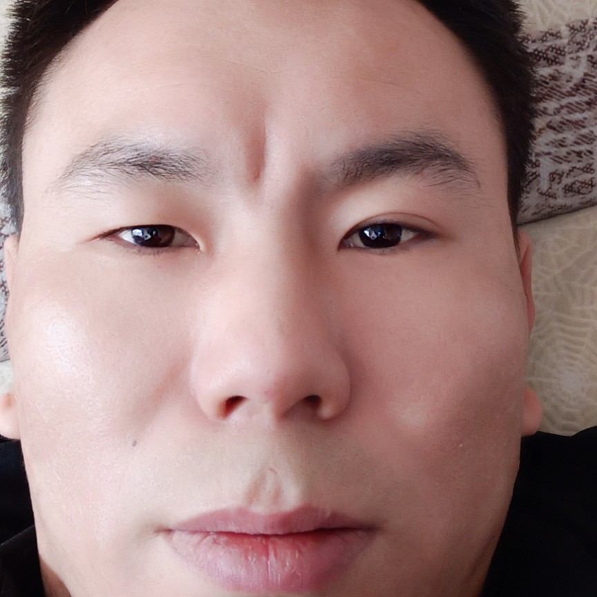 魁梧的孤心的照片