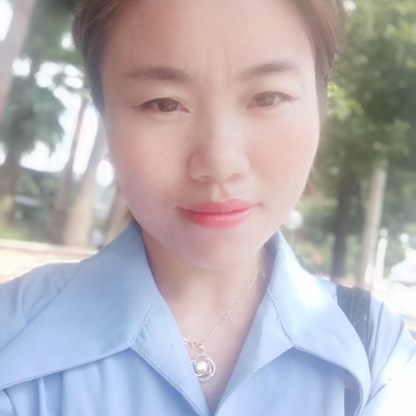 腼腆的楼房的照片