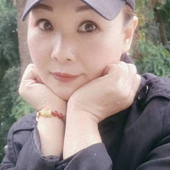 佳人偶遇的照片
