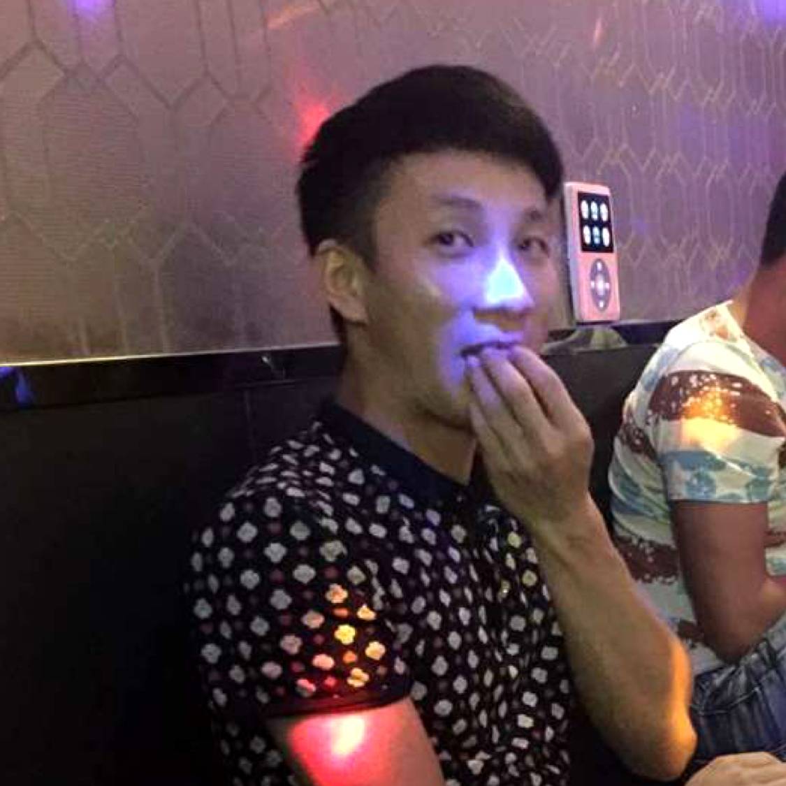 JoeMo的照片