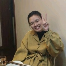 犀牛打幸福的照片