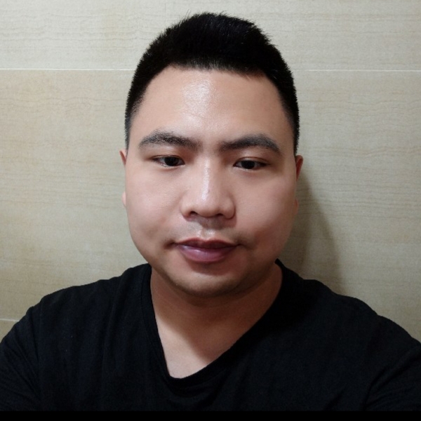 河南小伙在深圳的照片