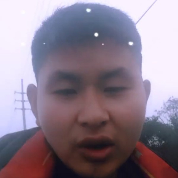为生活拼搏的照片