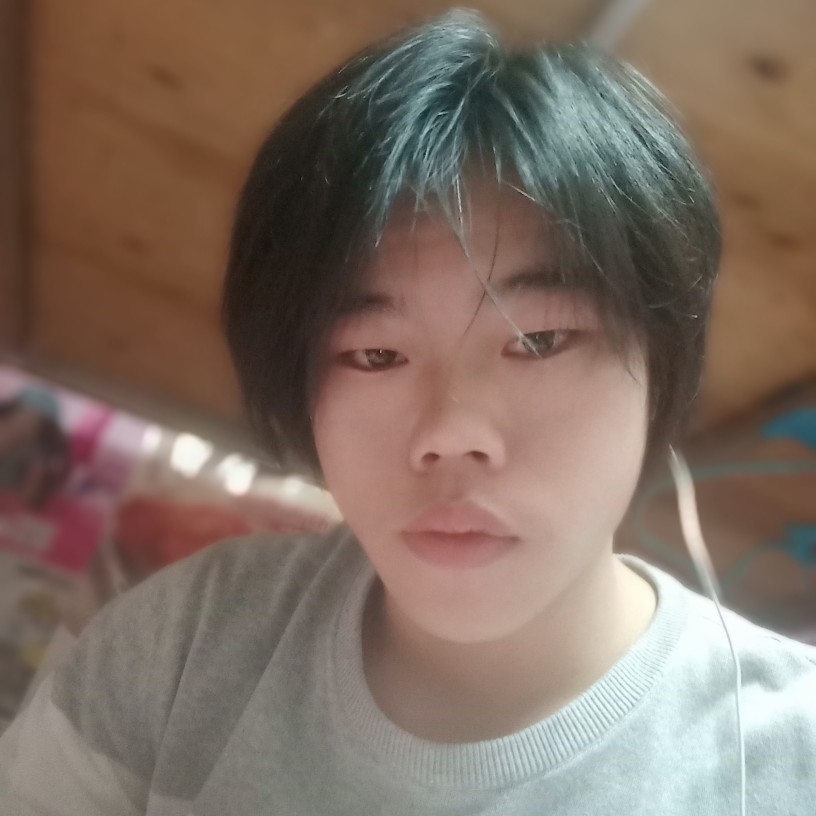 小懒猪等待清脆的照片