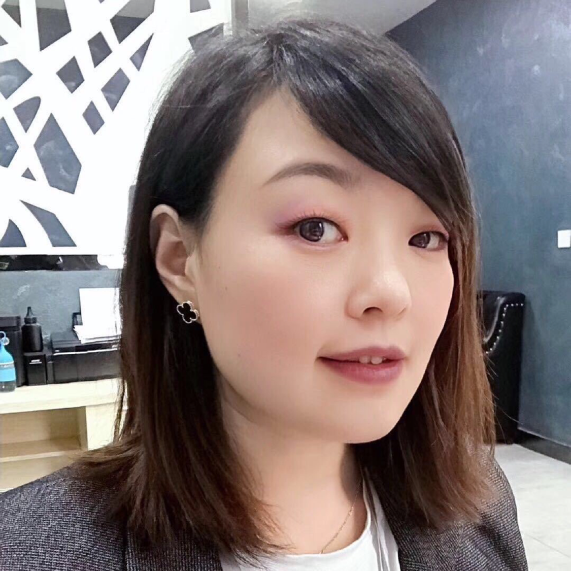 冬天倾心谨慎的照片