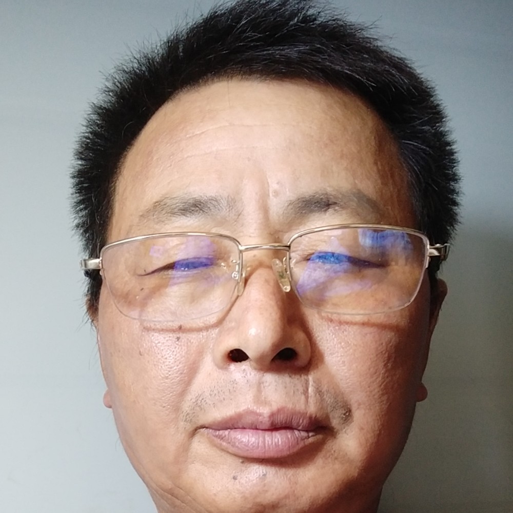 孟广荣的照片