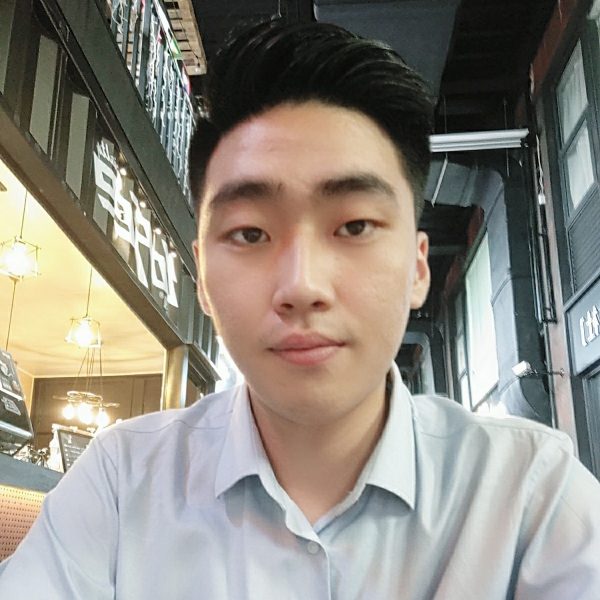高贵与丑的照片