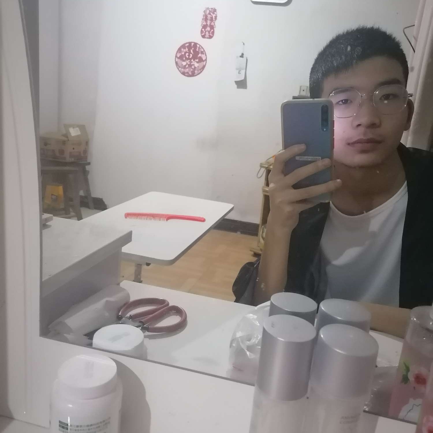 以情暗恋的照片