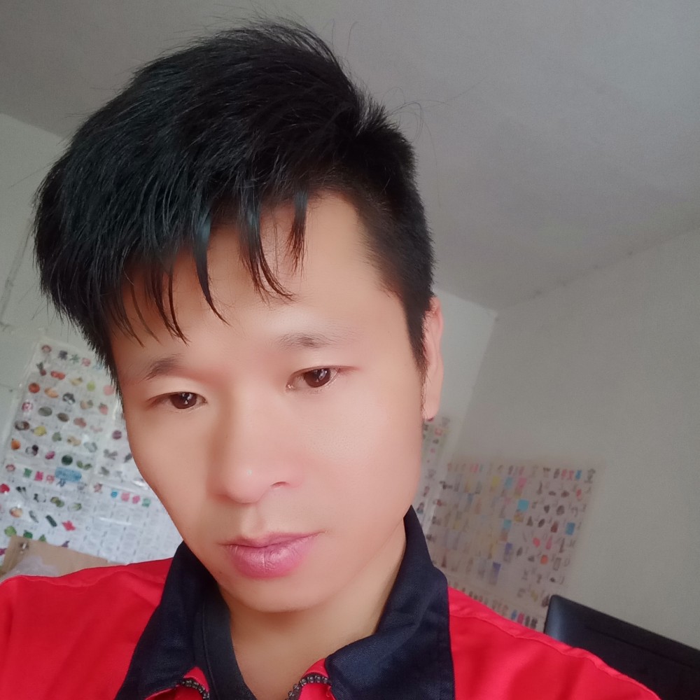 兮颜回眸善良的照片